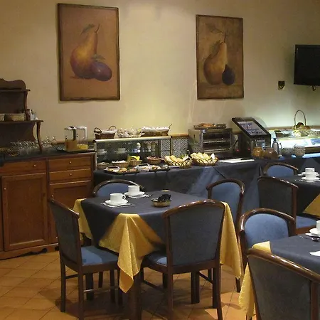 Don Paco Hotel
