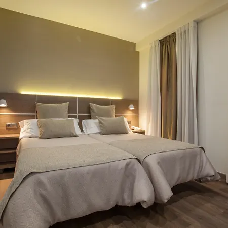 Don Paco Hotel 3*